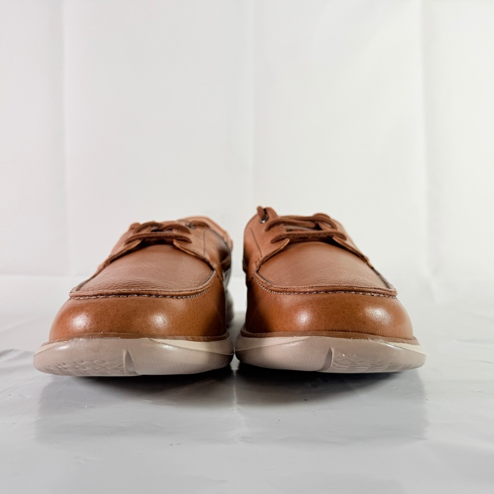 Classic Men's Tan Leather Boat Shoes with Cushioned Sole - Picture 4 of 15
